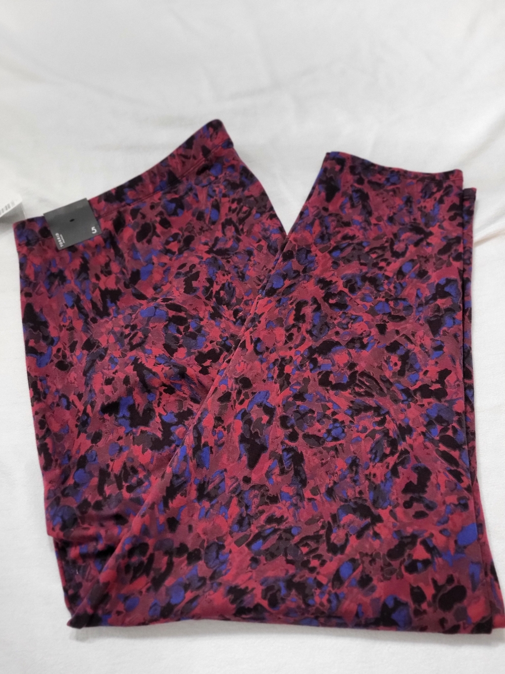 NWT torrid 5x Burgundy Floral Print Leggings Athletic Pants
